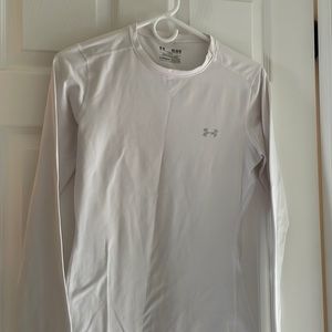 Under Armour long sleeve tshirt